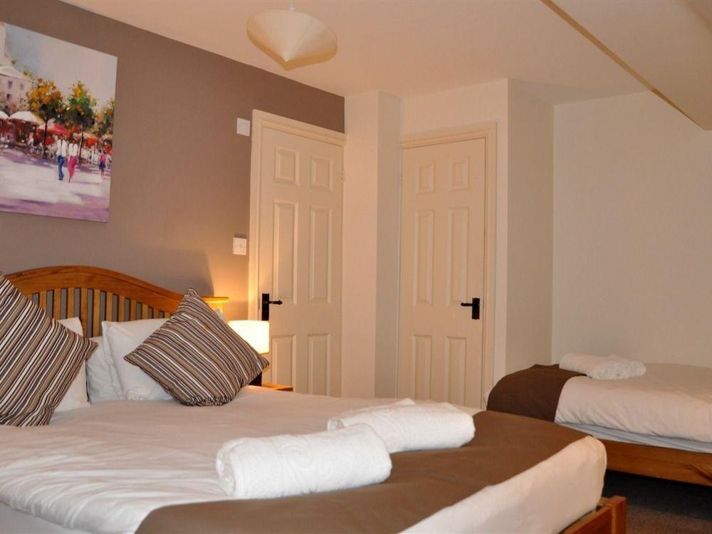 The Chequers Inn Cassington Bagian luar foto